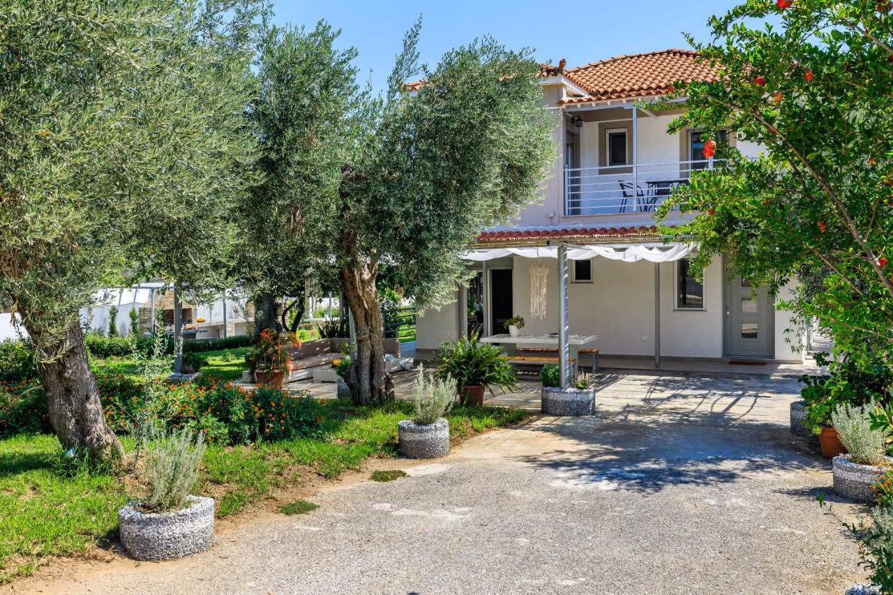 Artemis' Garden Apartment Skopelos Town Exterior photo