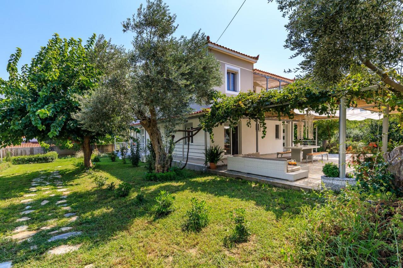 Artemis' Garden Apartment Skopelos Town Exterior photo